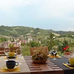 Bed & Breakfast Holiday Ca' Del Cinema Mombercelli