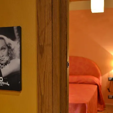 Ca' Del Cinema 3* Mombercelli